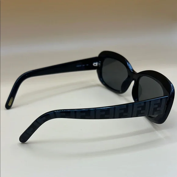 Used - FENDI FS5131 RX Sunglasses - Picture 7 of 15
